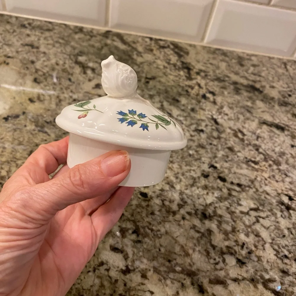 Wedgwood rare teapot
